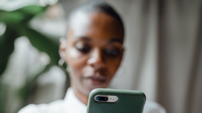 pexels-ketut-subiyanto-4350099