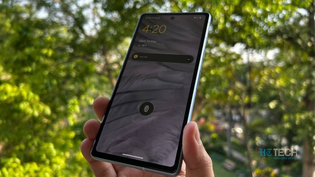 The Google Pixel 7a bezels are certainly more noticeable compared to its siblings. Google Pixel 7a
