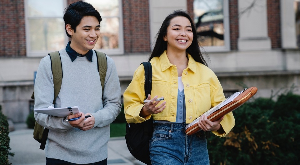Delhi University has a B.Tech course and if you are interested in getting admission, then know about the 5 preparatory apps that will guide you to success. B.Tech course