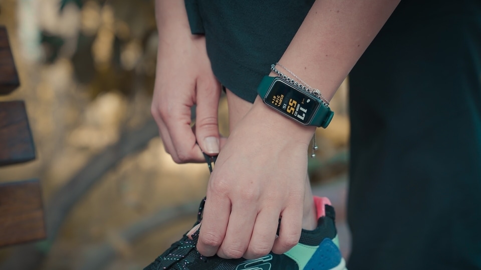 Shocking update Fitbit Charge 5 owners hit by battery drain