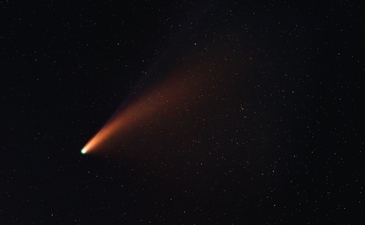 Comet Shaped Like the Millennium Falcon Captured in the Night Sky