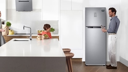 Second one in the list is Samsung 236 L 2 Star Digital Inverter with Display Frost Free Double Door Refrigerator. It comes with 236 litres capacity. You can buy it for Rs. 24490 instead of Rs. 35990 on Amazon with 32% initial discount.