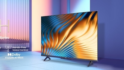 Hisense Series 4K Ultra HD Smart LED TV comes with 2 Year Comprehensive Warranty on product provided by Hisense from date of purchase. You can buy it from Amazon at the initial discount of 40% which makes the price of the LED fall to Rs. 32999 from Rs. 54990.