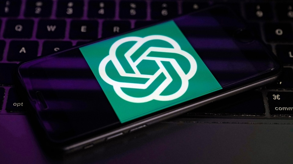 The researchers from the University of California - Los Angeles (UCLA), US, asked GPT-3 to predict the next shape which followed a complicated arrangement of shapes. They also asked the AI to answer SAT analogy questions AI