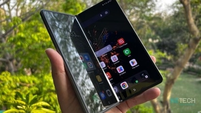 The Tecno Phantom V Fold