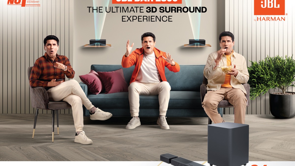 The JBL Bar 1300 with its detachable wireless surround speakers and 10” wireless subwoofer, film buffs will experience next level audio whether watching movies, playing games or listening to music like never before. The JBL Bar 1300 with its detachable wireless surround speakers and 10” wireless subwoofer, film buffs will experience next level audio whether watching movies, playing games or listening to music like never before.