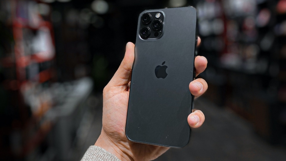 Apple iPhone 13 Pro Max Review: Familiar Looks, Cool Innovations