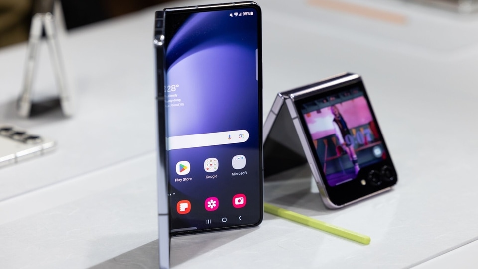 Samsung Galaxy Z Fold 5 and Galaxy Z Flip 5 launched: Price, top specs,  features, and everything else - India Today