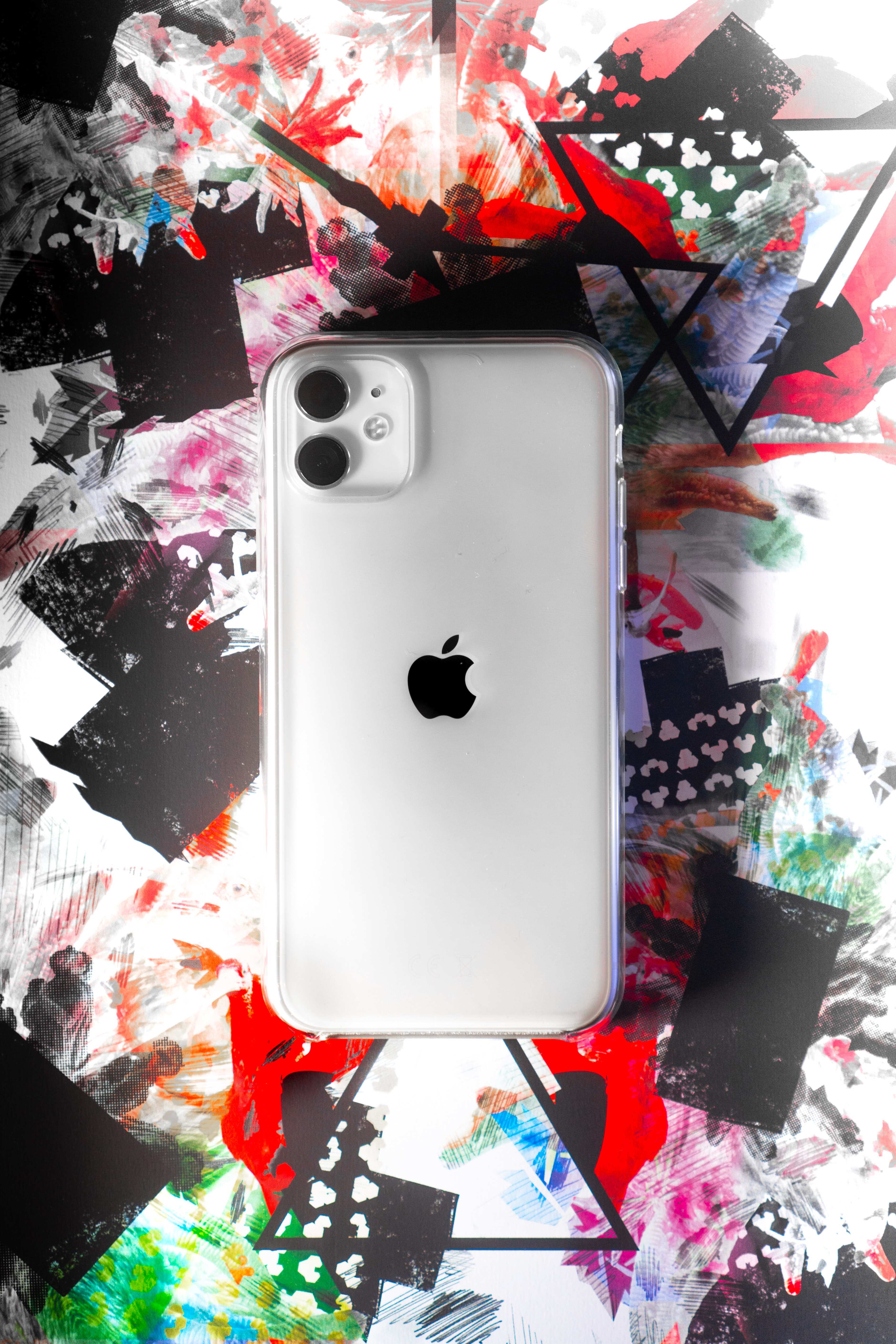 Apple’s biggest event of the year is around the corner where it will be launching its premium lineup iPhone 15 series. It is speculated that the Apple event will be held in the second week of September. Amid the rumors of the iPhone 15 being costly, the other models of the iPhone are getting amazing price cuts. So, if were planning to buy an iPhone this year, now is the time and iPhone 11 price cut has been rolled out. Apple iPhone 11