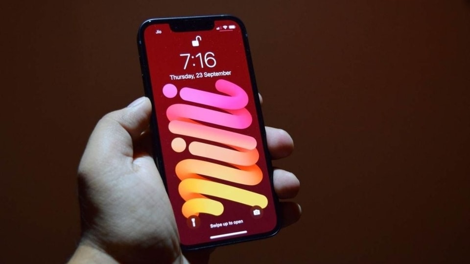 How to enable subtitles and change the language on iPhones and other Apple devices. iPhone 13
