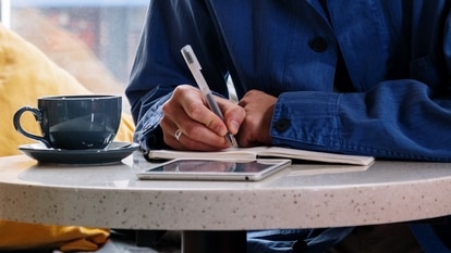 pexels-cottonbro-studio-5053732