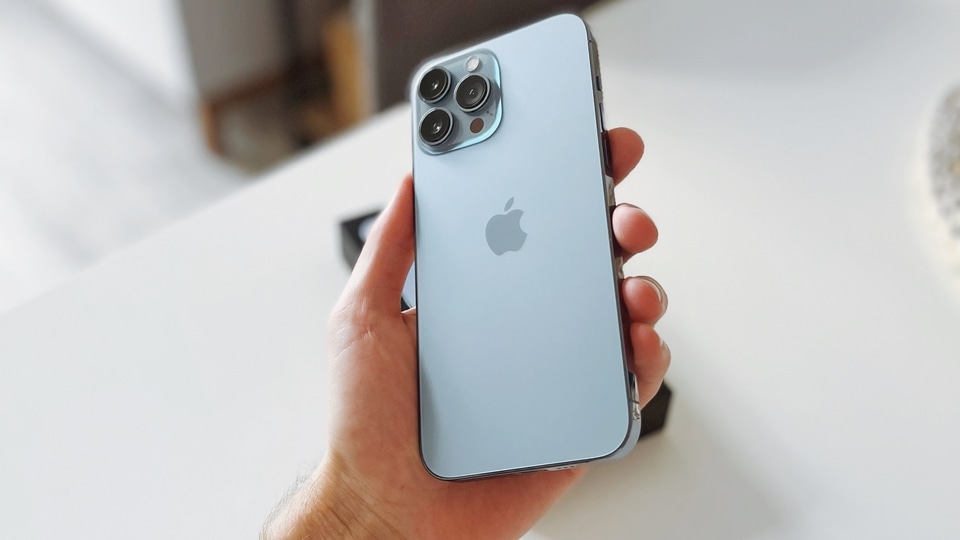 iPhone 15 and iPhone 15 Plus Rumored to Feature 48-Megapixel Camera Like  Pro Models - MacRumors