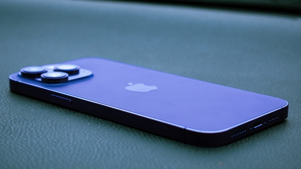 iPhone 15 Pro Max storage will start at 128GB despite price