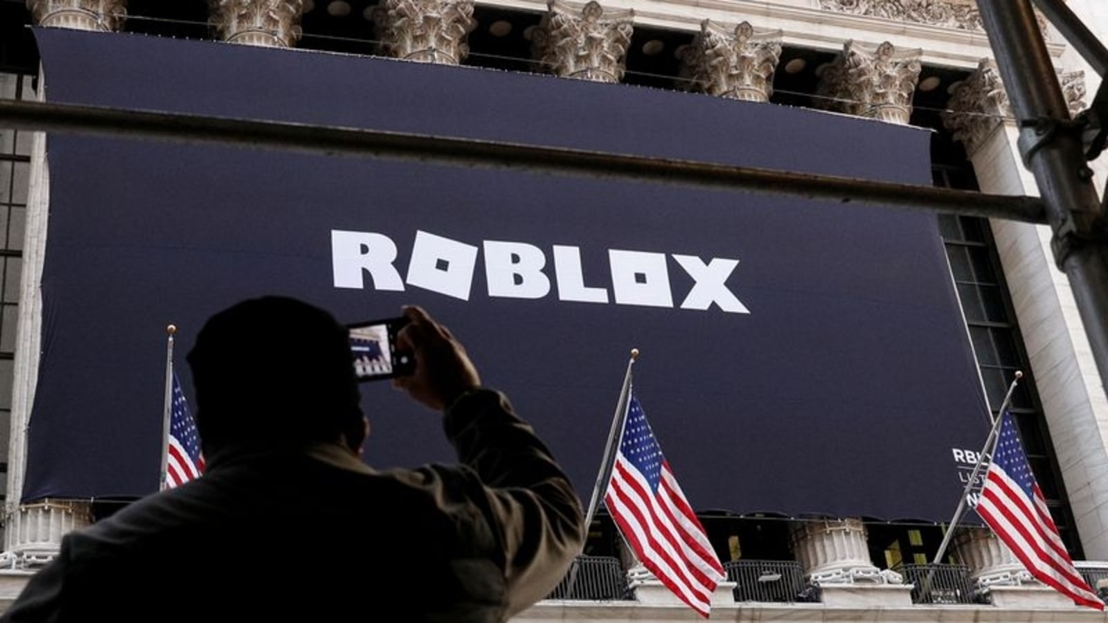 Roblox games platform plans European expansion