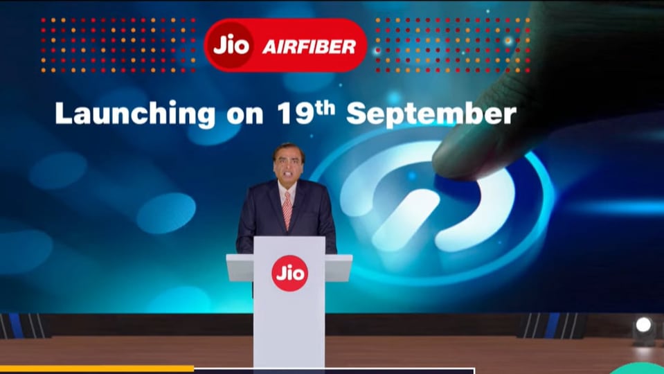 Jio AirFiber vs Airtel Xstream AirFiber plans: prices and benefits