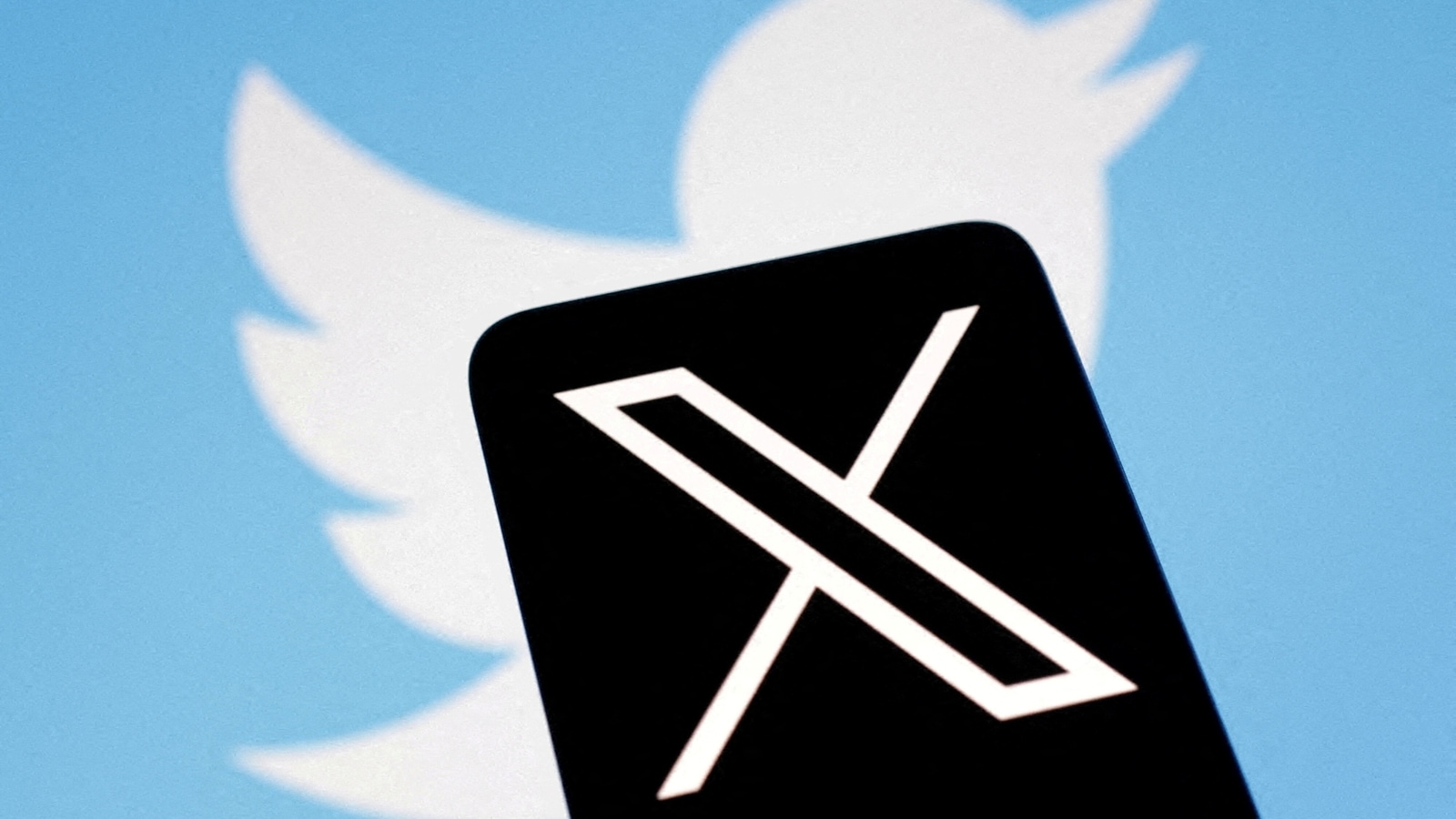 New Data: Twitter/X's Ad Rates Have Plunged 75% in the Elon Musk Era