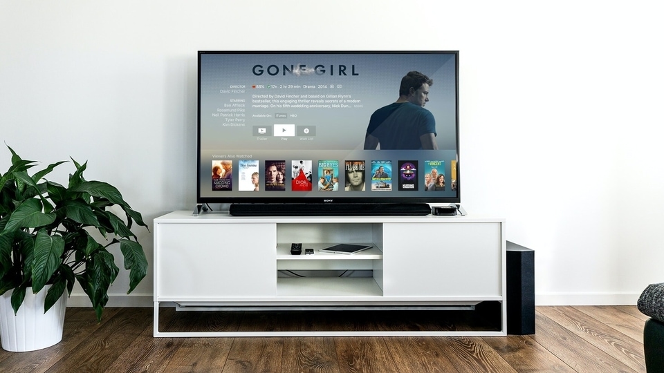 Hisense 108 cm (43 inch) 4K QLED Google TV, 43U6K, Black