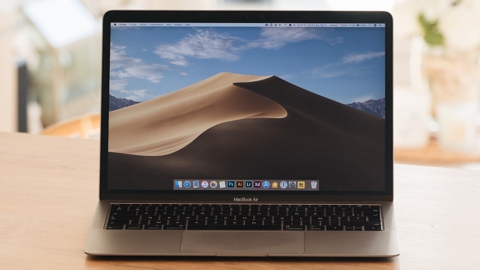 Black Friday : le MacBook Air M2 à 1 299 € (- 200 €), son prix le