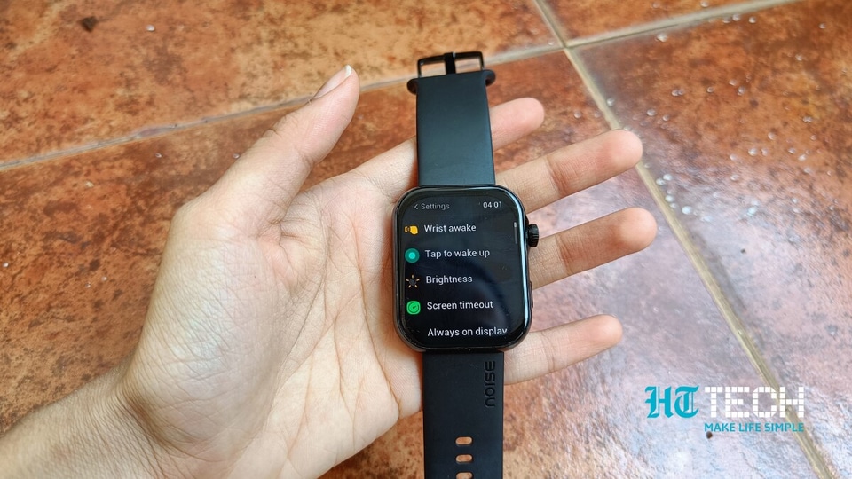 OPPO Watch Free Review - An Affordable Premium Like Smartwatch