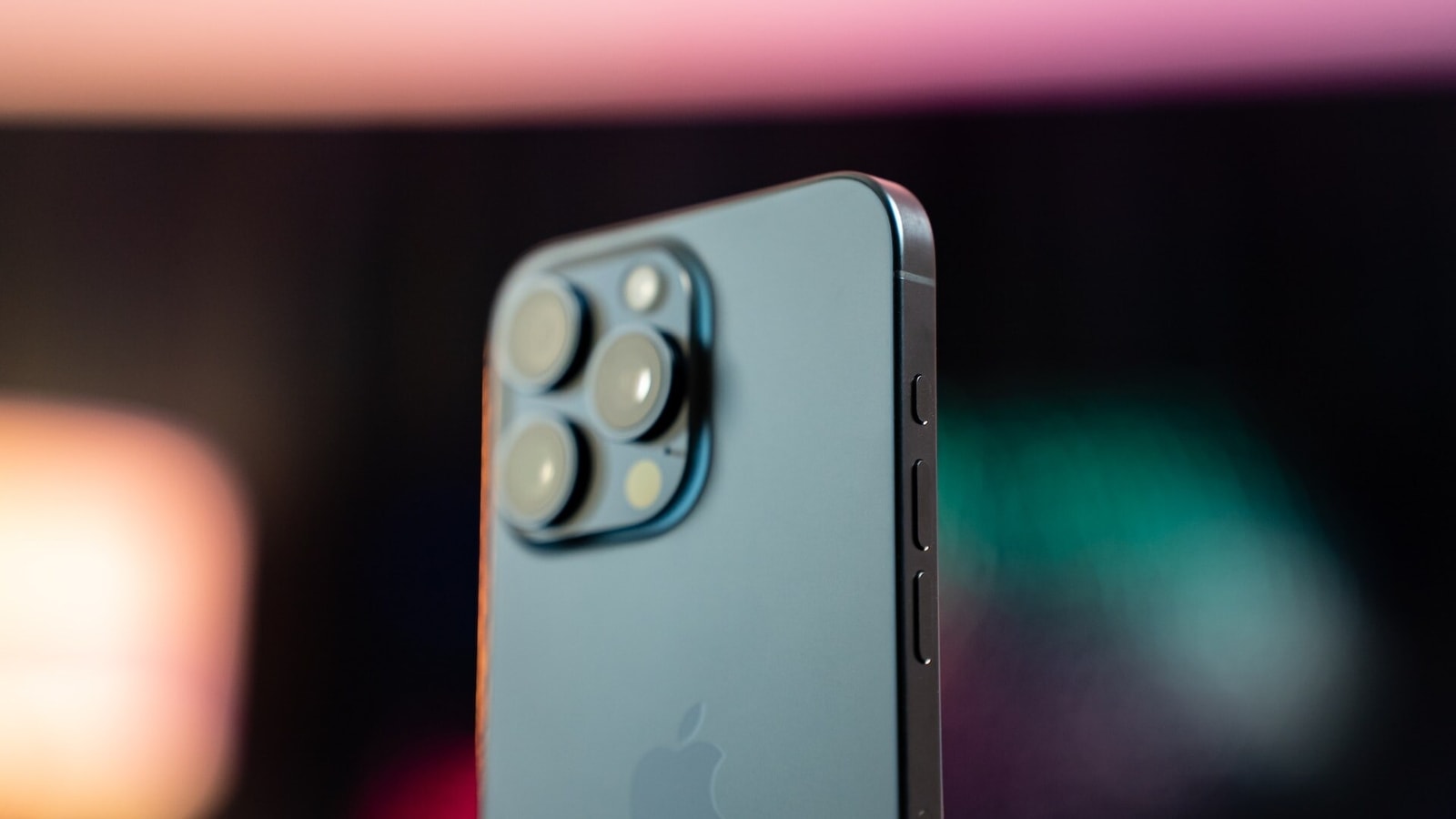Apple iPhone 16 Pro models feature stocked camera design: Report