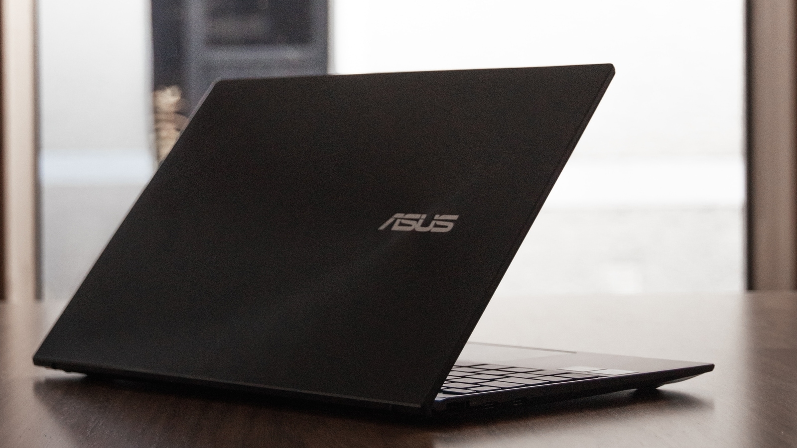 ASUS ExpertBook