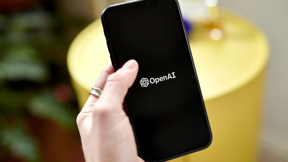 Know what the new OpenAI CEO Emmet Shear has to say about the future potential of Artificial intelligence. OpenAI