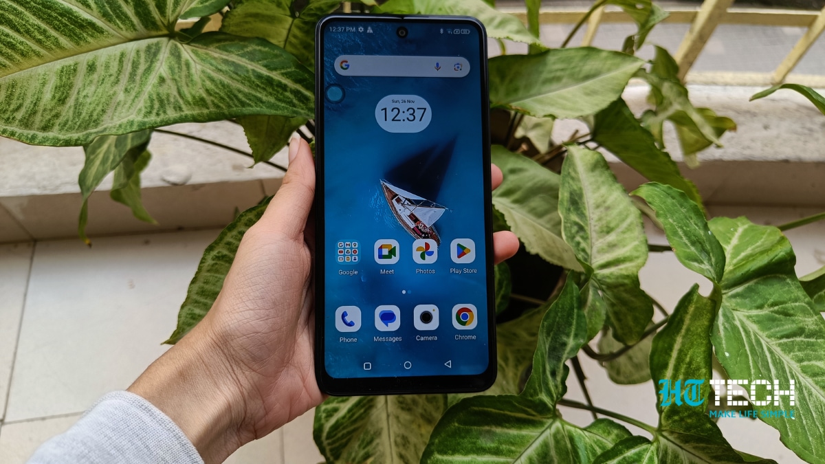 The Lava Blaze 2 is powered by a 2.2GHz MediaTek Dimensity 6020 Processor and runs on Android 13 OS version which is also upgradable to the newly launched Android 14. It comes with 12GB RAM (6GB +6GB virtual) along with 128GB internal storage which is enough to store apps and games such as BGMI, furthermore, it offers an expandable storage of 1TB. Lava Blaze 2