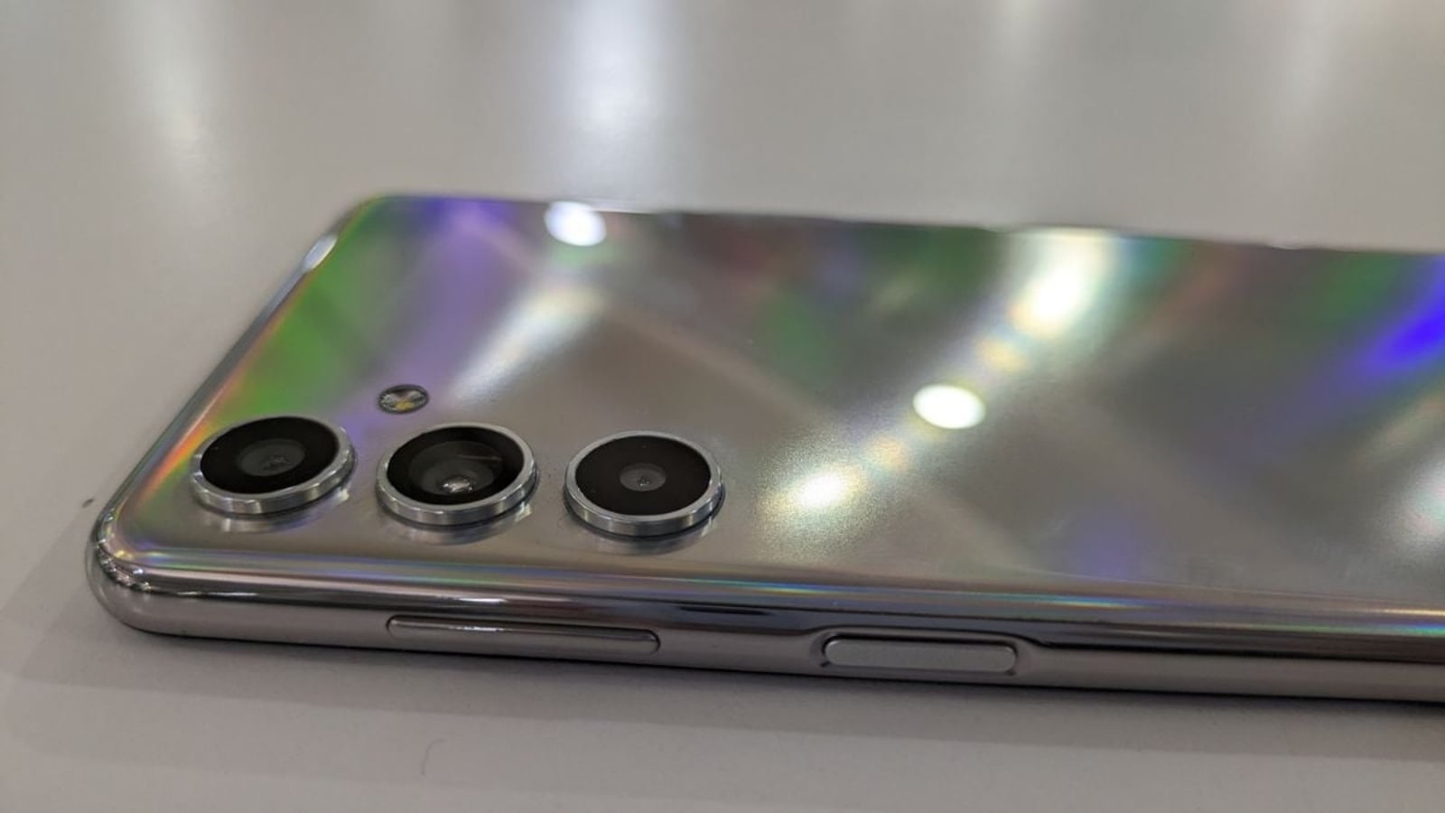 Sony Xperia 10 V design revealed by new leak -  News