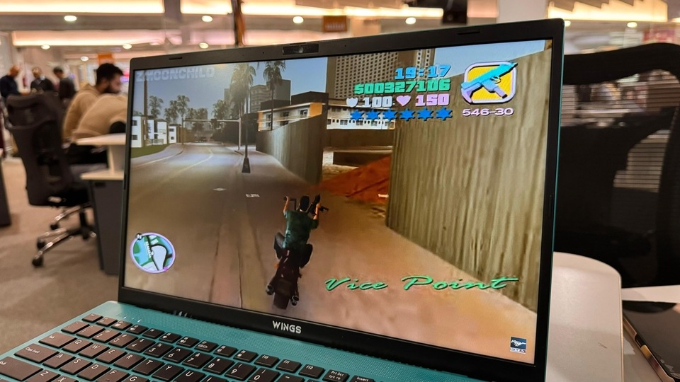 The Wings Nuvobook S2 is equipped with an 11th Gen i3 (1125G4) CPU, complemented by Intel Integrated UHD graphics, 8GB DDR4 RAM, and a spacious 512GB SSD.