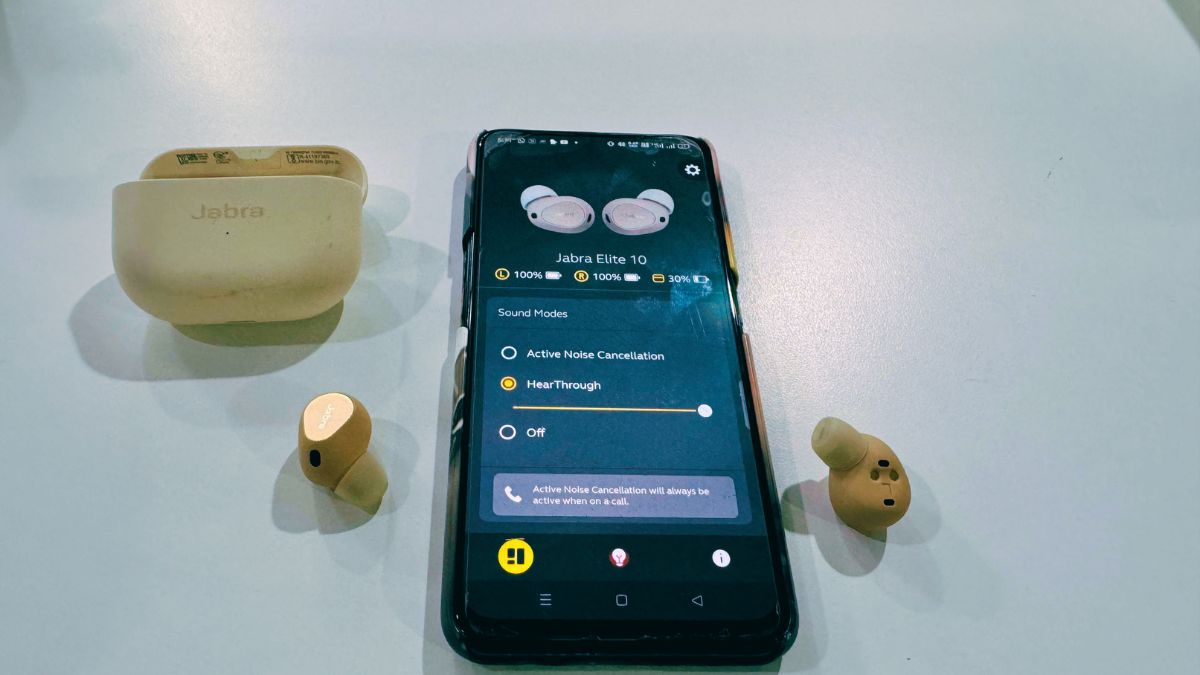 Jabra Elite 10 easy-to-use controls Jabra Elite 10