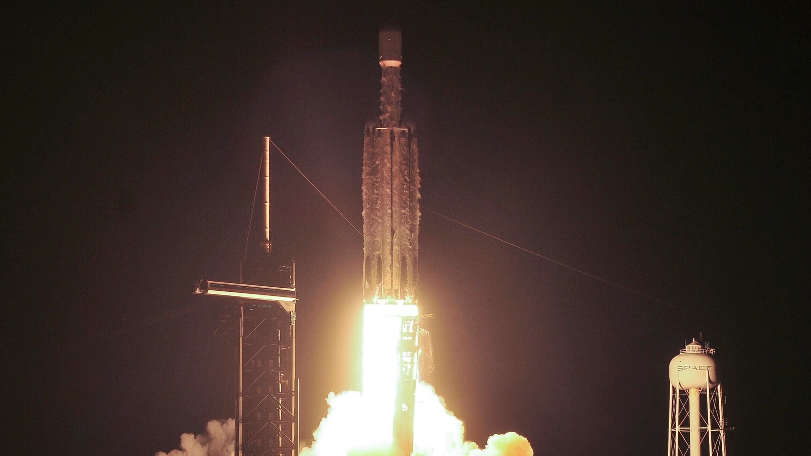 Elon Musk'un SpaceX'i 'doğrudan mobil' Starlink uydularını fırlattı;  Bunun kullanıcılar için ne anlama geldiğini öğrenin