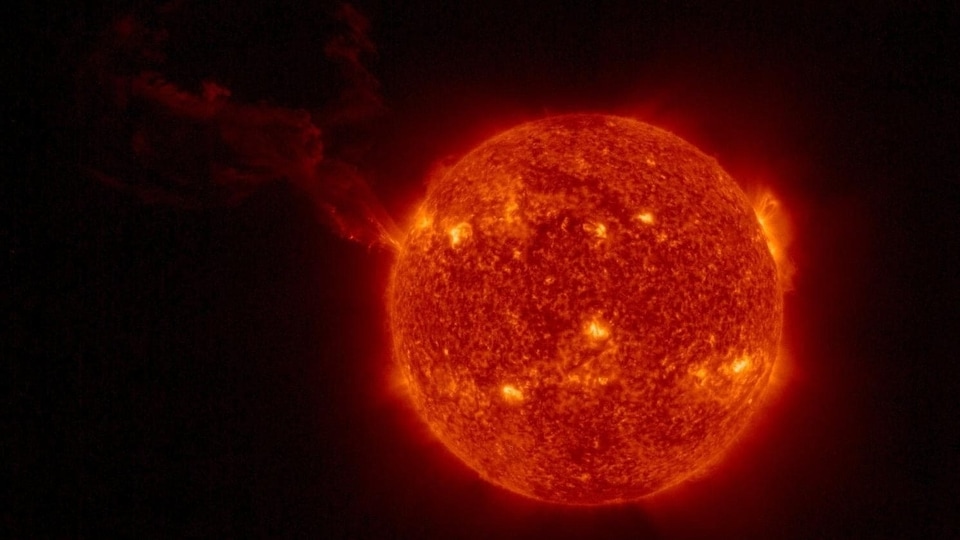 Solar storm danger: Sunspot '10 times wider than Earth' could hurl out M-class  solar flares