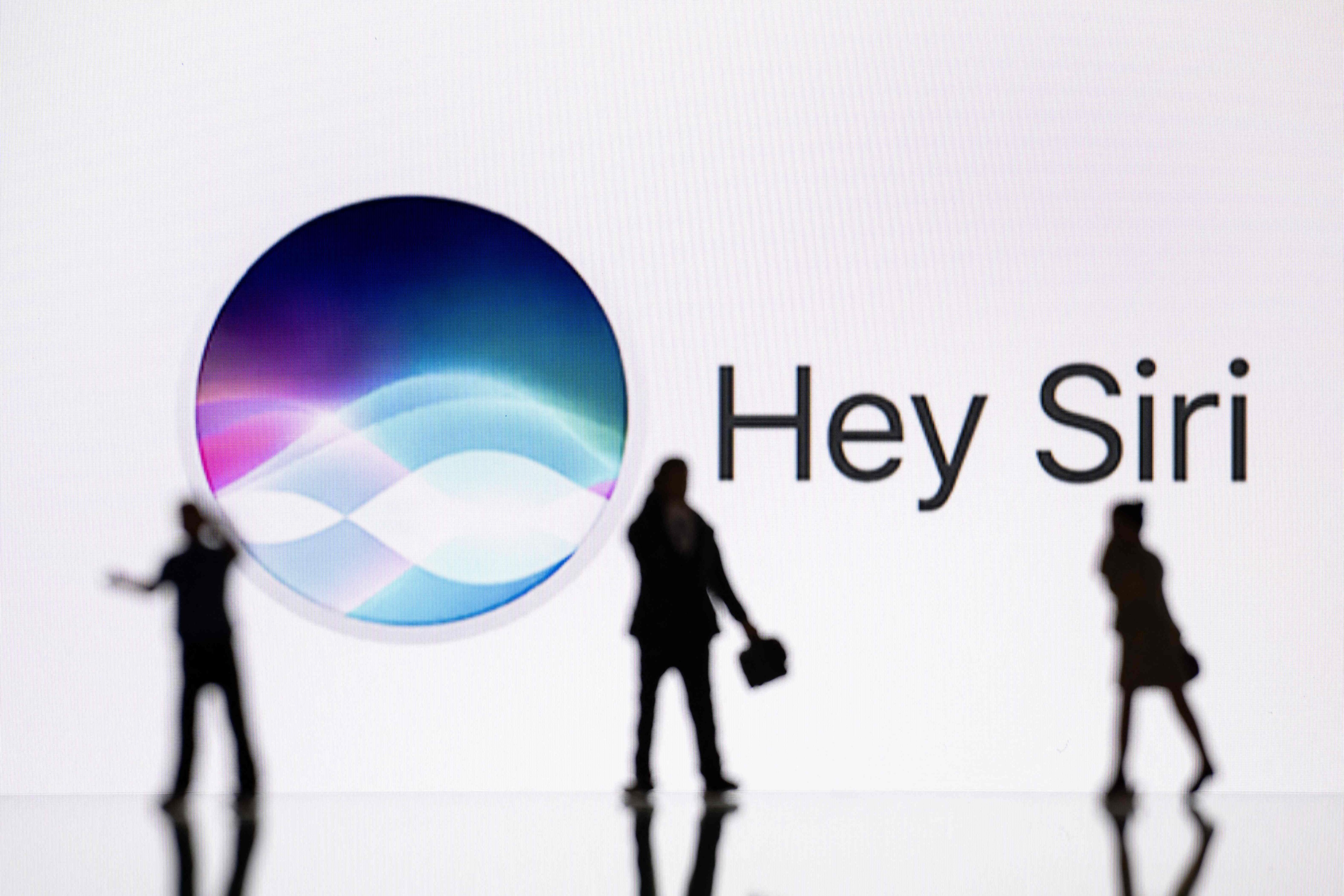 New Siri capabilities: In 2025, Apple may roll out new Siri capabilities with Apple intelligence. Reports suggest the upcoming iOS 18 updates will provide Siri with onscreen awareness, personal context, and access to app functionalities. Therefore, next year, iPhone users with access to Apple Intelligence can take advantage of smarter Siri with advanced capabilities and features. Siri enhancements