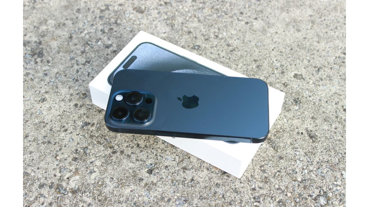 4. Wide Range of Products: Whether it's a new iPhone, iPad, MacBook, Apple Watch, or AirPods, customers can find a variety of models, colors, and storage capacities both in-store and online.(representative photo) Wide Range of Products