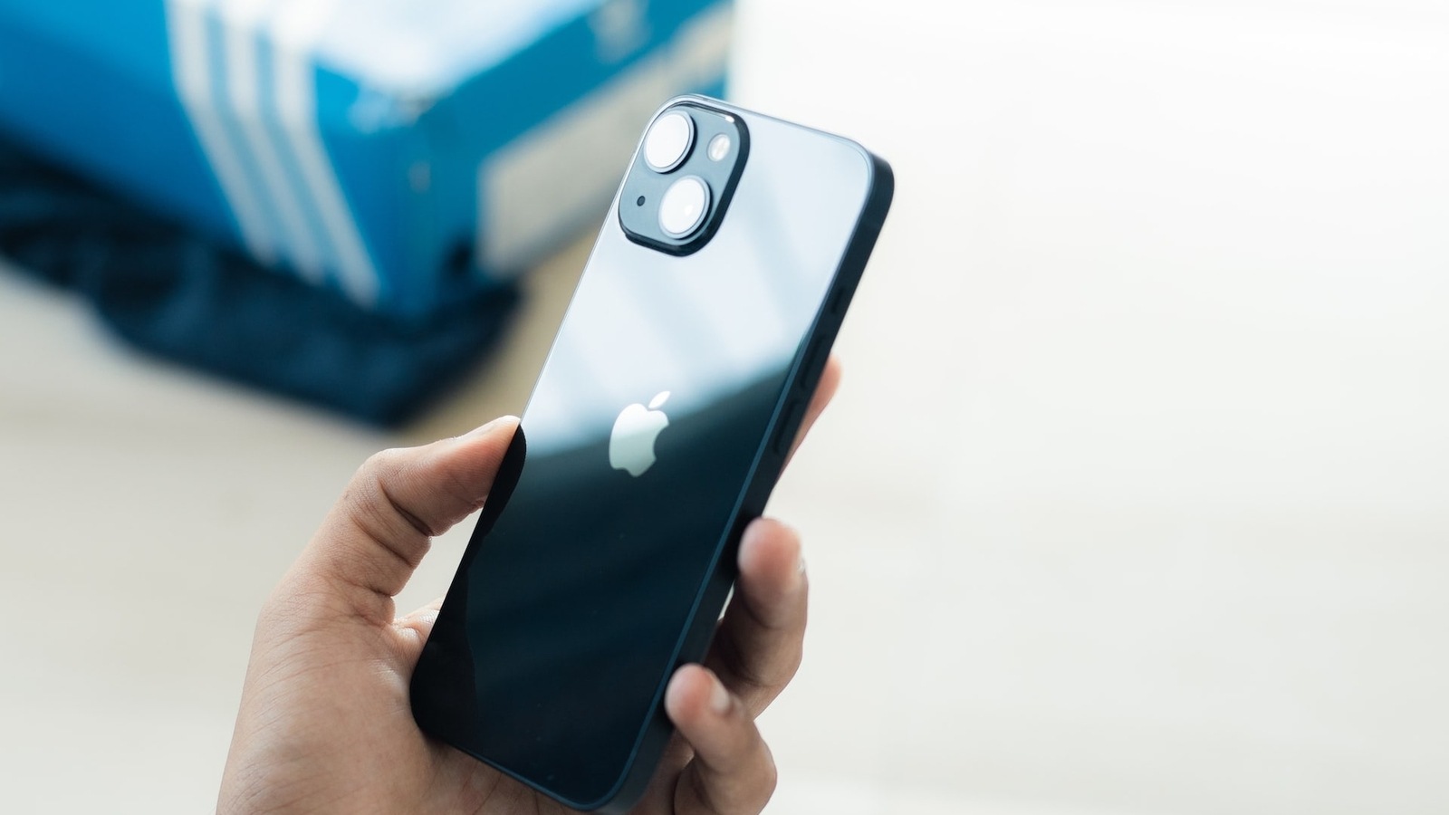 Grab the iPhone 13 at a hefty discount on Amazon. Here’s how. iPhone 13