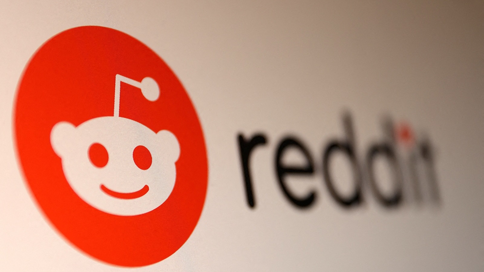 Reddit Trumpets Revenue Source Besides Ads Lucrative AI Deals Tech 