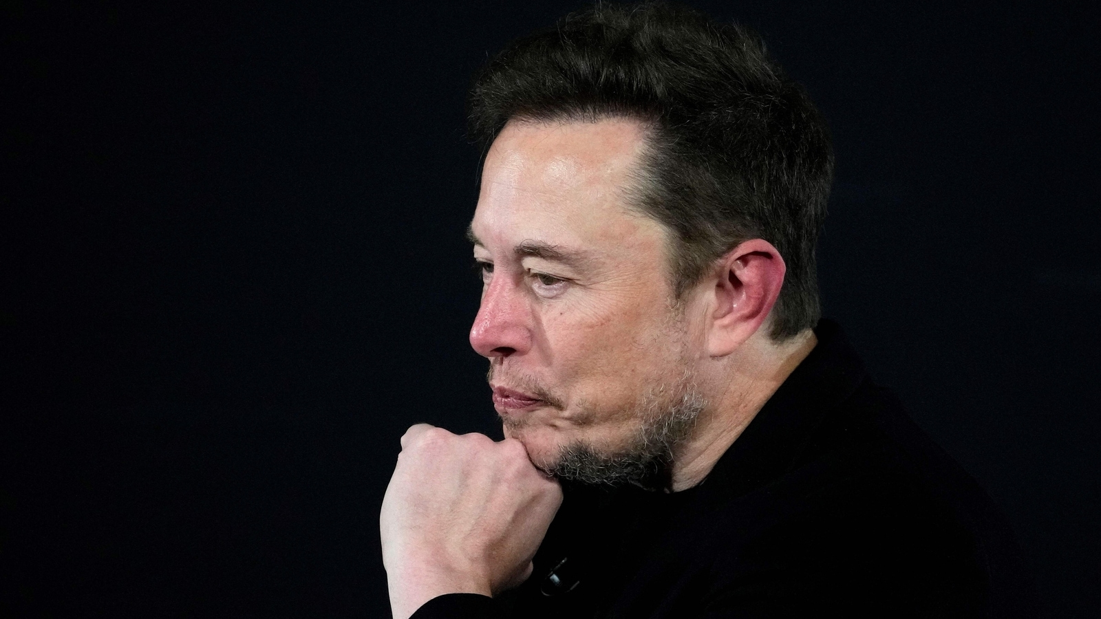 Elon Musk criticizes Google’s chatbot, phone calls for honesty in method to AI basic safety