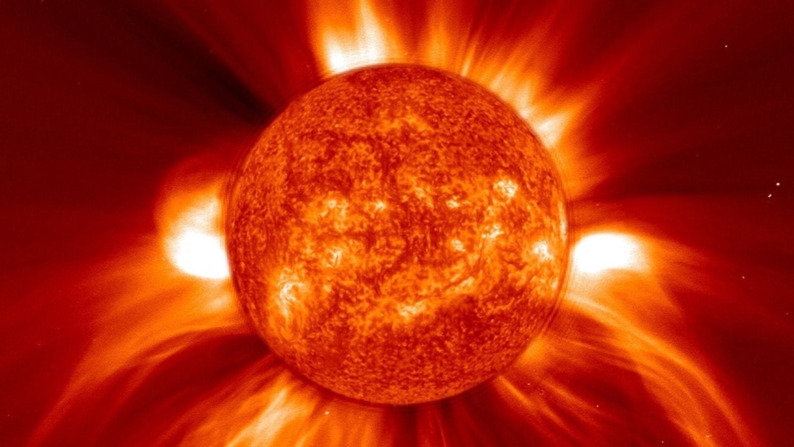 Watch the Sun belch out two powerful solar flares