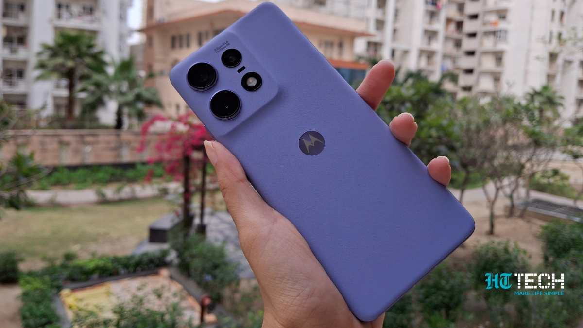 The Motorola Edge 50 Pro is backed by a 4500mAh battery. Motorola Edge 50 Pro