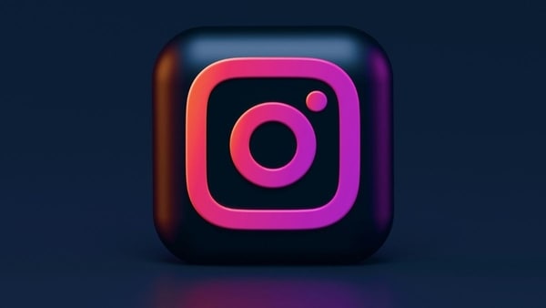 Instagram takes one big step to prevent users from falling for scams related to adult content