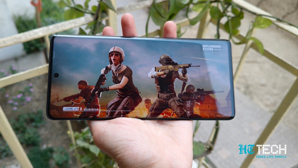 The Vivo V30e 5G runs on FuntouchOS 14 based on Android 14 Vivo V30e 5G