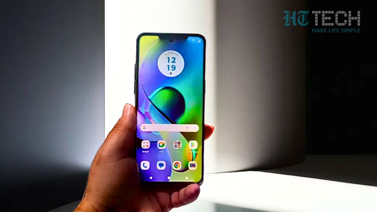Moto G05, Moto G15: These two Motorola devices are expected to launch in the mid-range smartphone market. As of now, the smartphone will likely be announced in Europe. Although the launch date is yet to be confirmed, the company is expected to make the launch announcement soon. Moto G05, Moto G15