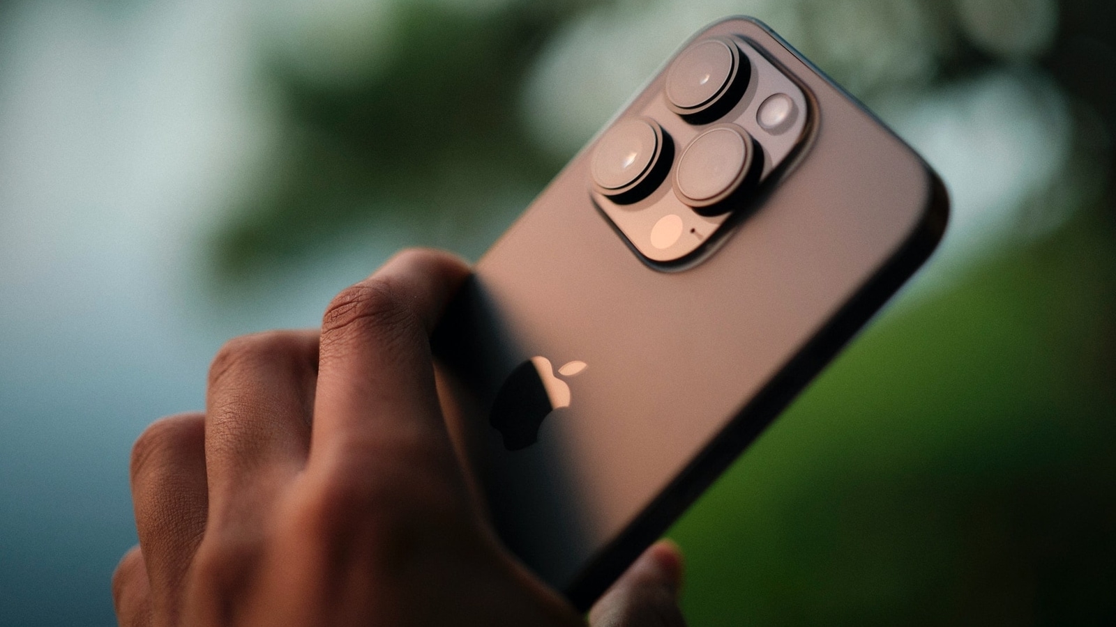 Experience the future with the ultra-thin, next-gen iPhone 17 Ultra featuring a revolutionary design and advanced camera system. iPhone 17 Ultra: How Apple may change the game in 2025 like it did with iPhone X in 2017