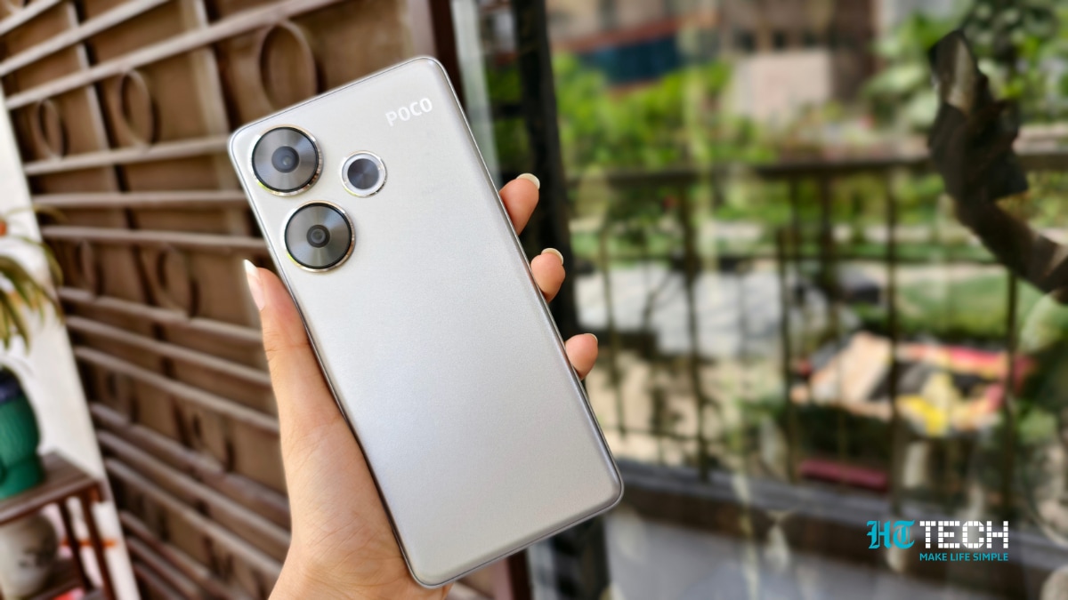 Poco F6 is the India's first smartphone powered by a Snapdragon 8s Gen 3. Poco F6 Review