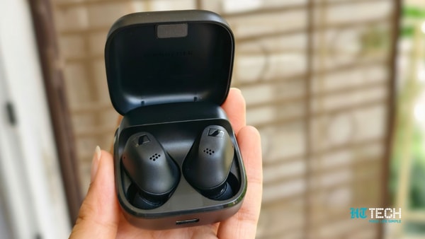 Sennheiser Accentum True Wireless has several advanced features such as smart touch controls, ANC, Bluetooth 5.3, and more.