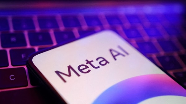 https://www.mobilemasala.com/tech-gadgets/Apple-and-Meta-discuss-bringing-Meta-AI-to-iPhones-iPads-and-Macs-Report-i275171