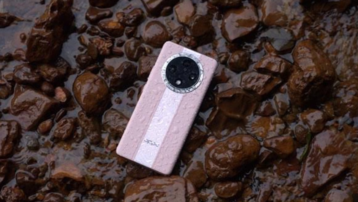  The industry's first phones to pass multiple water resistance tests - IP66, IP68, and IP69.