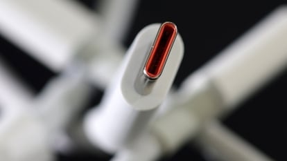 Indian government planning to announce standard USB Type-C charger rule for smartphones, tablets, and laptops: Details