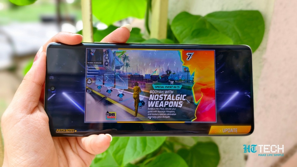 The Motorola Edge 50 Ultra is powered by a Snapdragon 8s Gen 3 processor.