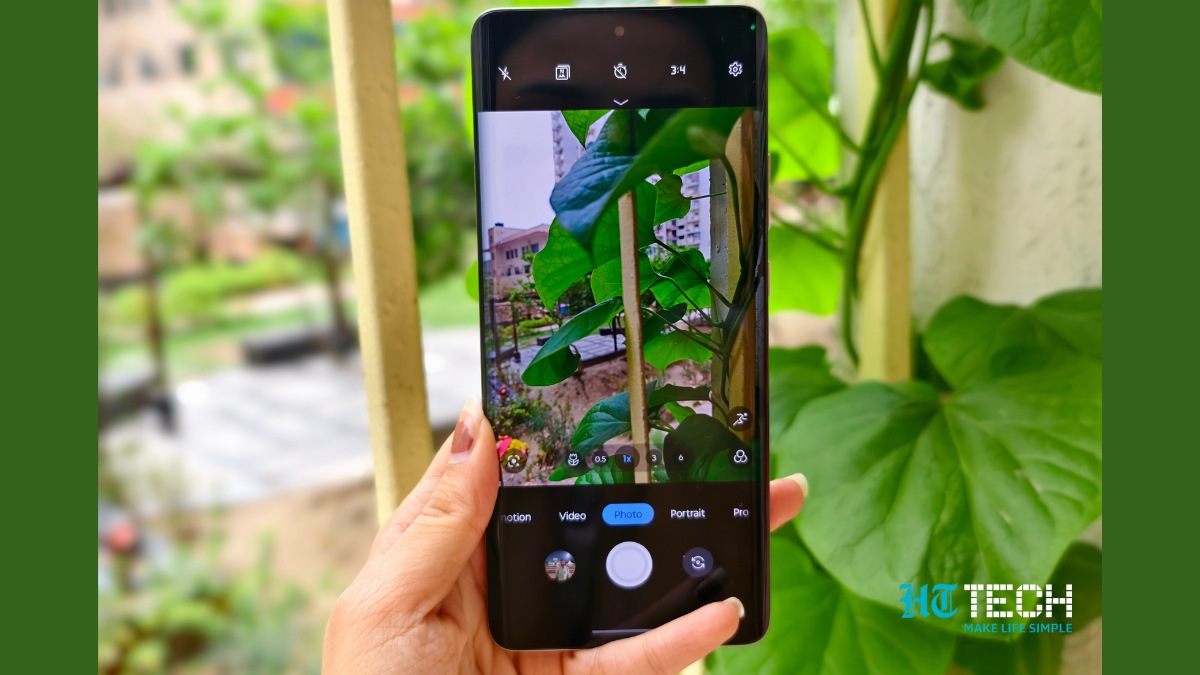 The Motorola Edge 50 Ultra sports a 64MP 3x telephoto camera. Motorola Edge 50 Ultra review